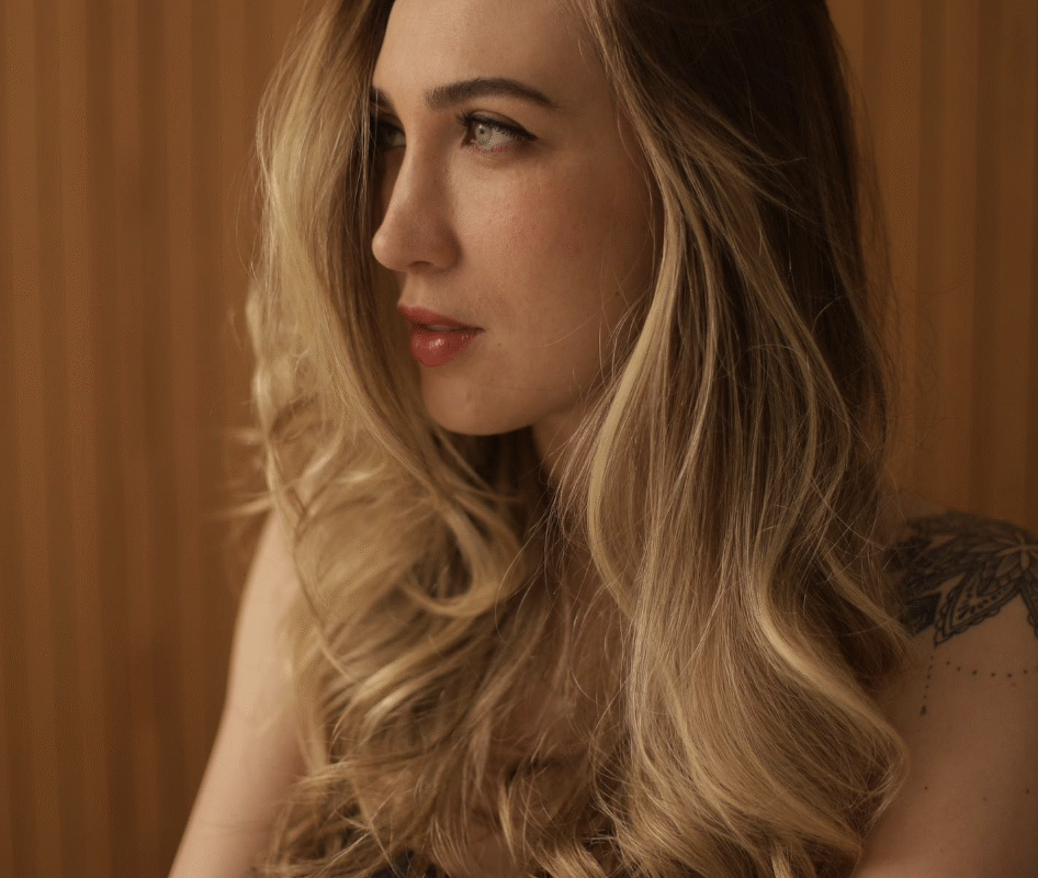 Ser guerreira te trouxe até aqui… mas é sendo mulher que sua vida vai florescer.