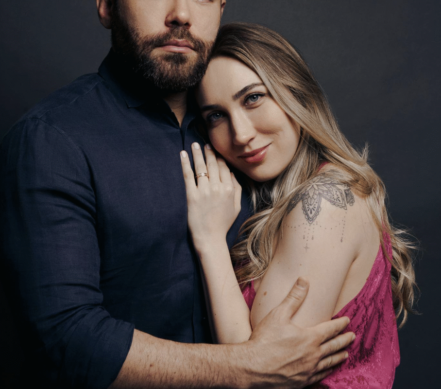 Eu mudei. Me tornei feminina — e isso mudou tudo nos meus relacionamentos.